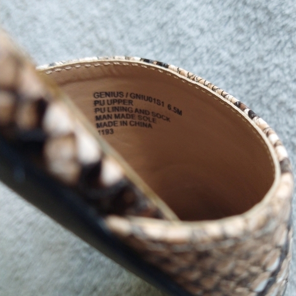 Steve Madden Genius Brown Tan Snakeskin Print D'Orsay Flats Modern - Picture 8 of 8